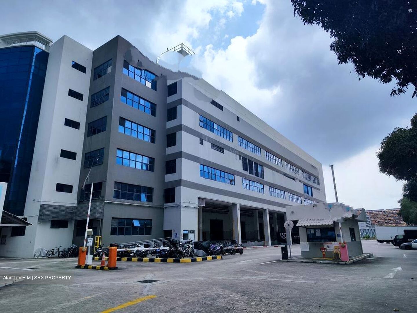 Changi South Street 2 (D16), Factory #497996001